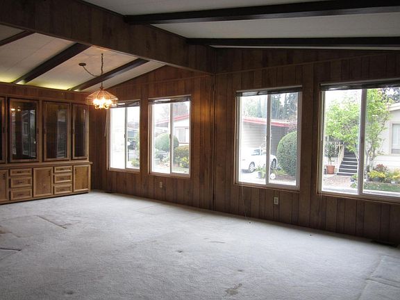 4th image of 3096 Oakbridge Dr #3096