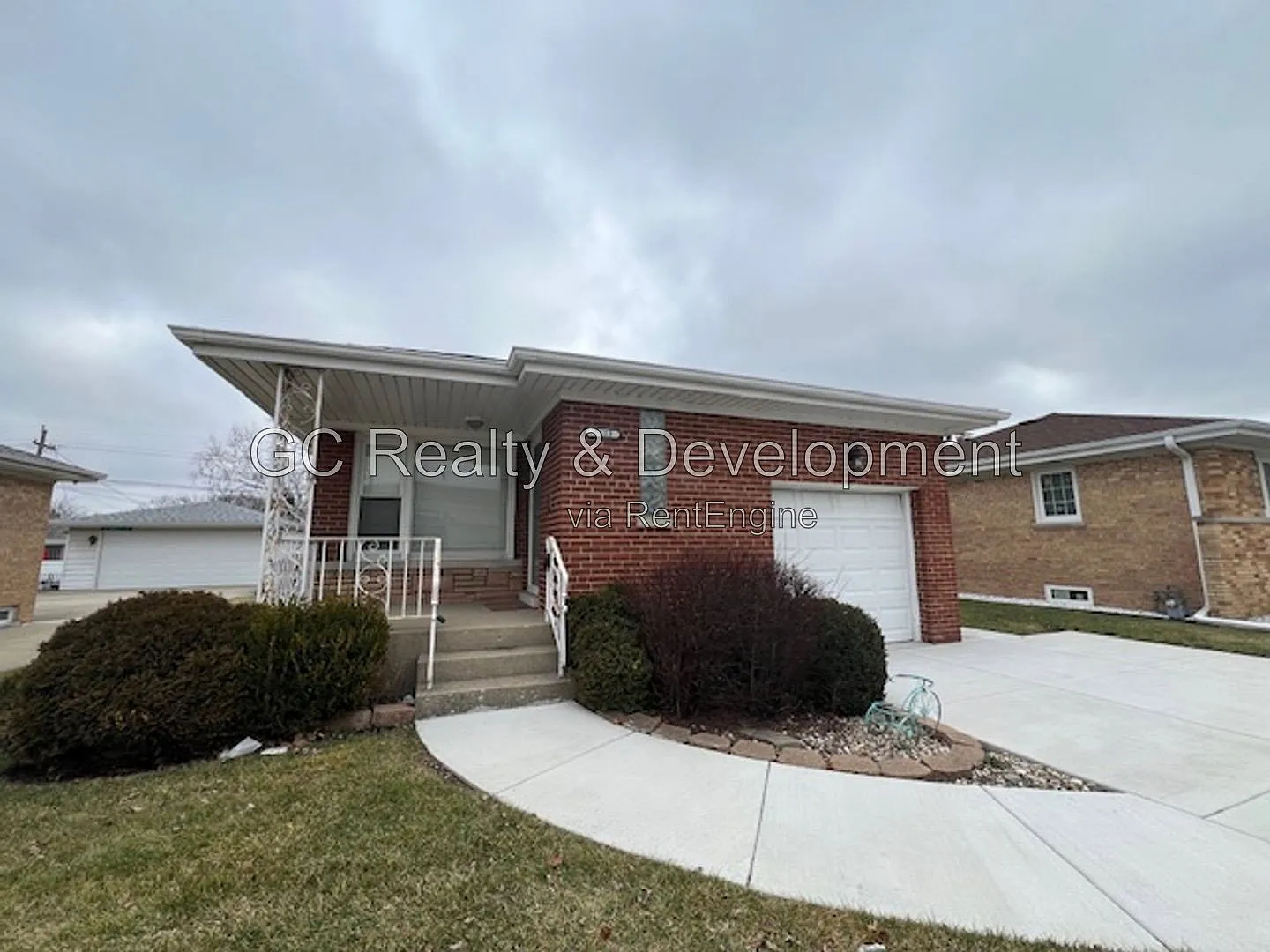 3 bed, 2.0 bath, 1100 sqft, $3,025 — Photo 1