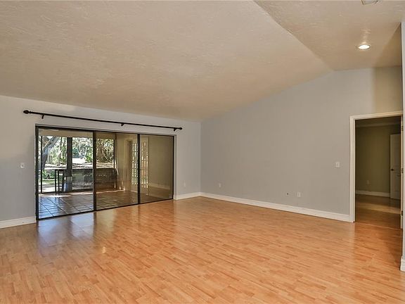 3rd image of 4328 Brandywine Dr