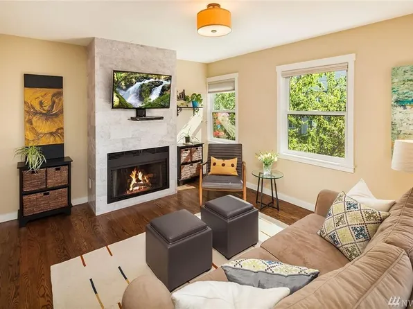516 E Thomas St APT 301, Seattle, WA 98102