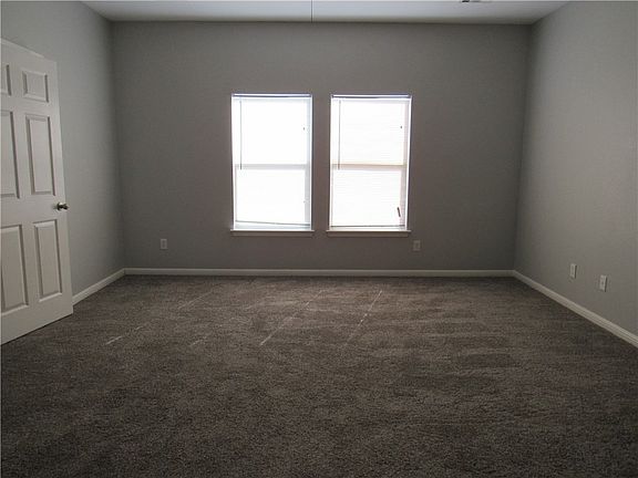 5th image of 3633 Hawk View St