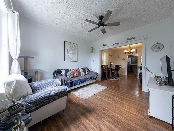 3rd image of 5620 E 49th Ave