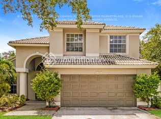 13352 NW 11th St, Pembroke Pines, FL 33028