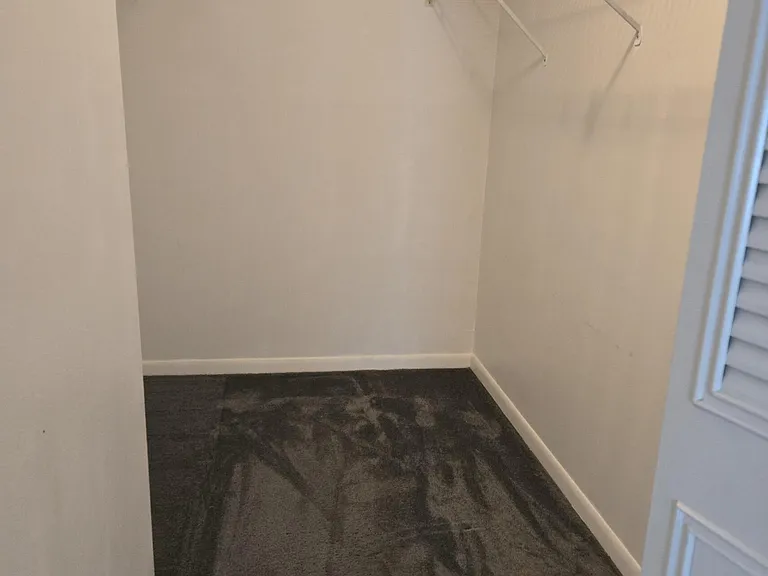 1009 Green Pine Blvd #D3 — Photo 14