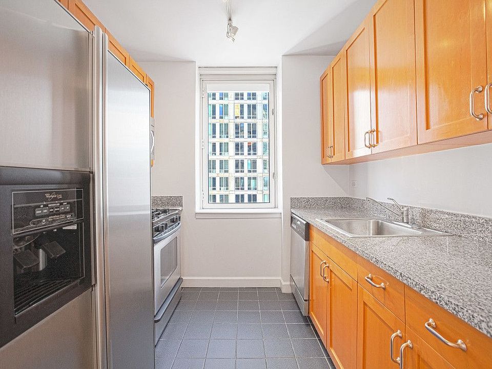 1st image of 420 W 42nd St APT 16b