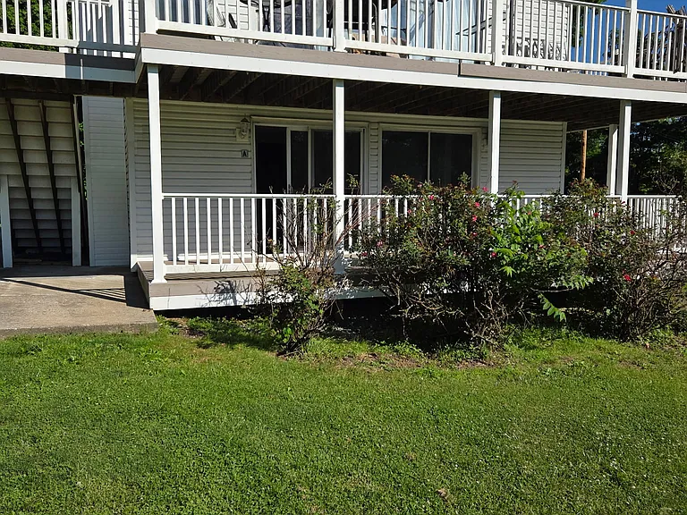 746 Country Club Trl #A — Photo 12