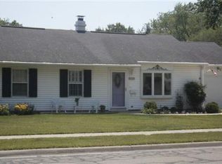 1201 E 19th St, Sterling, IL 61081