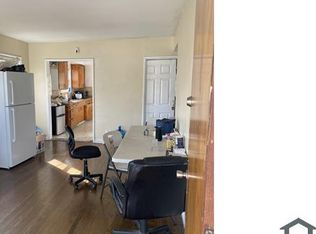 914 E 82nd St #914, Los Angeles, CA 90001