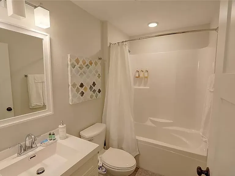 10008 Aspen Ln #2 — Photo 4