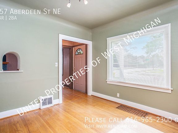 4th image of 957 Aberdeen St NE