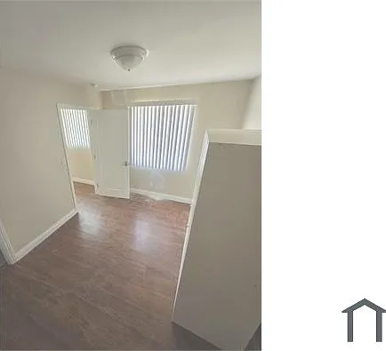 628 W 59th Pl — Photo 8