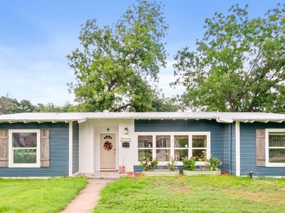 817 Laurel, Uvalde, TX, 78801