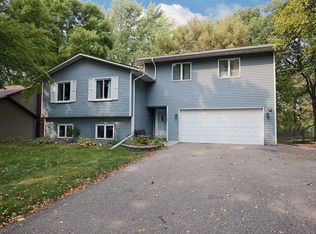 10607 Wellington Ln N, Maple Grove, MN 55369