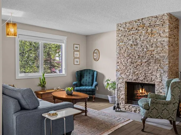 200 S Three Sisters Dr #102, Canmore, AB T1W 2M1