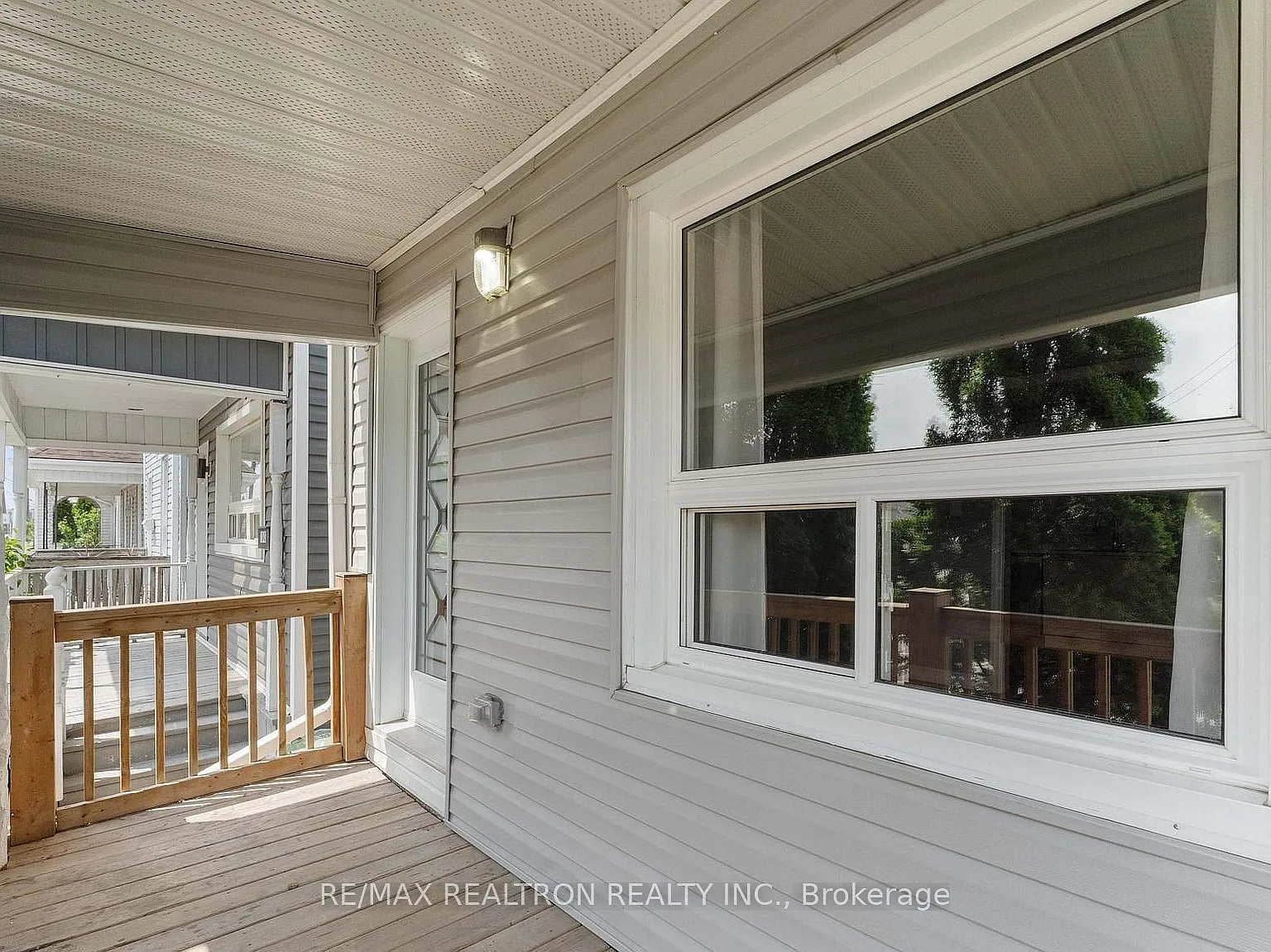 2 bed, $2,050 — Photo 4