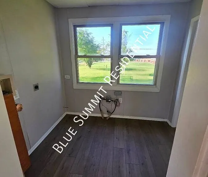 1151 Seminole Ave — Photo 8