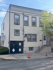 408 Chestnut Street, Newark, NJ, 07105