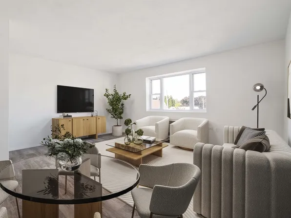 297 Main St APT 16, Medford, MA 02155