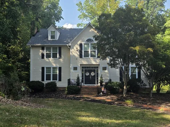 111 Westwood Dr, Danville, VA 24541