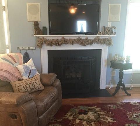 3rd image of 3025 River Hill Ln