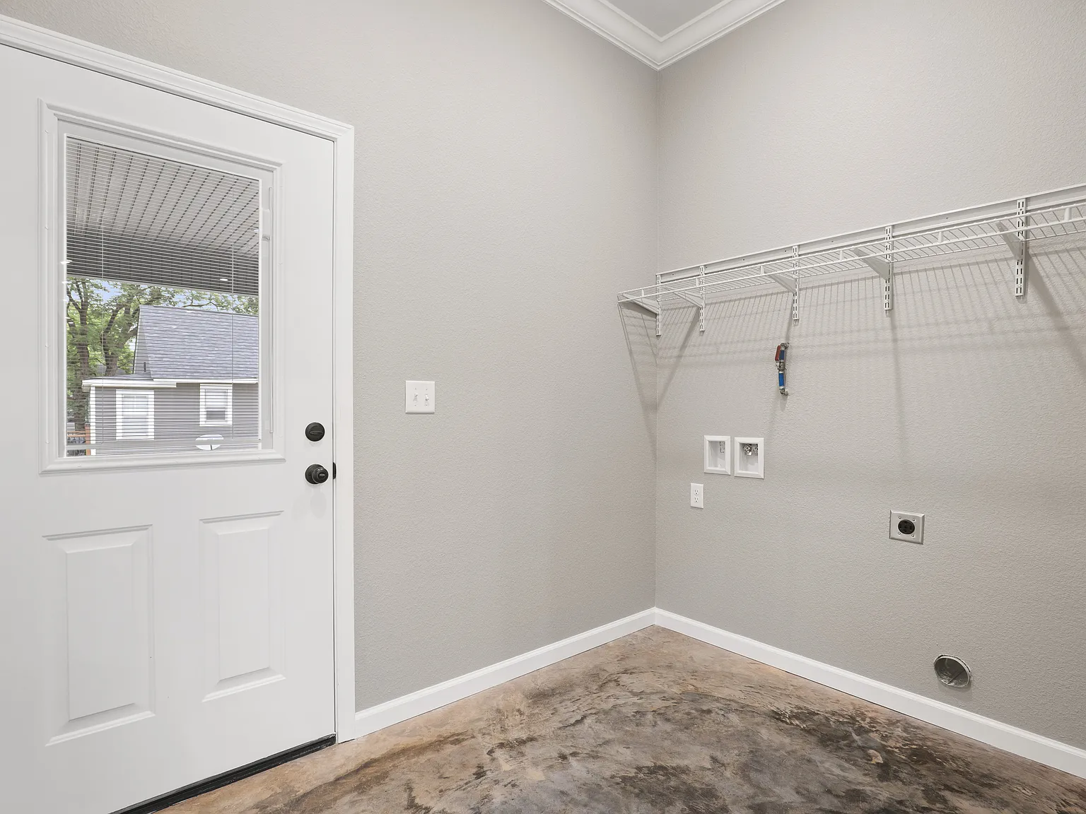 3 bed, 1377 sqft, $1,650 — Photo 3