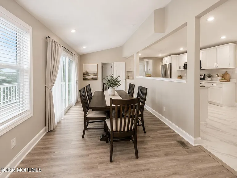 202 Palermo Ave — Photo 17