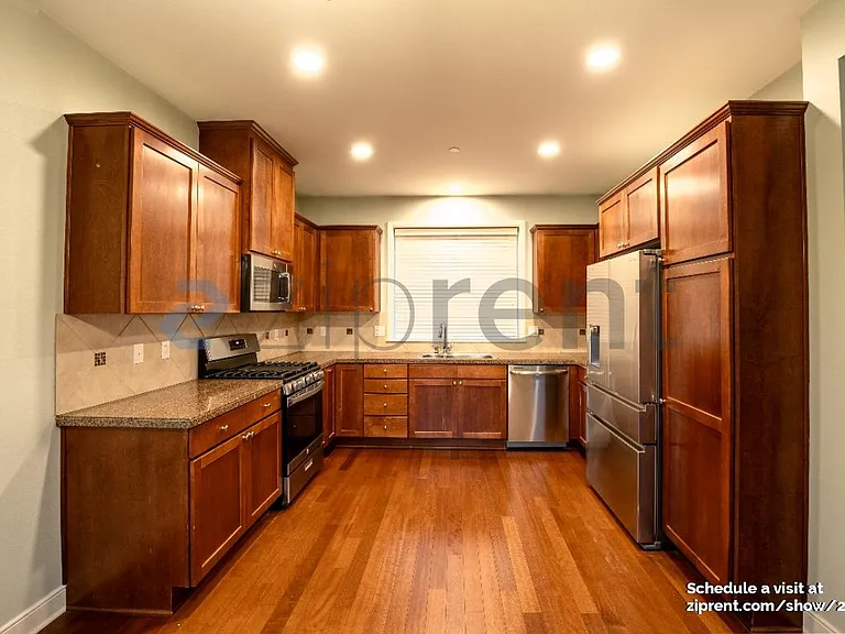 18331 35th Dr SE — Photo 5