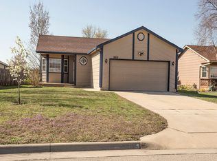 5815 W Kemper St, Wichita, KS 67215