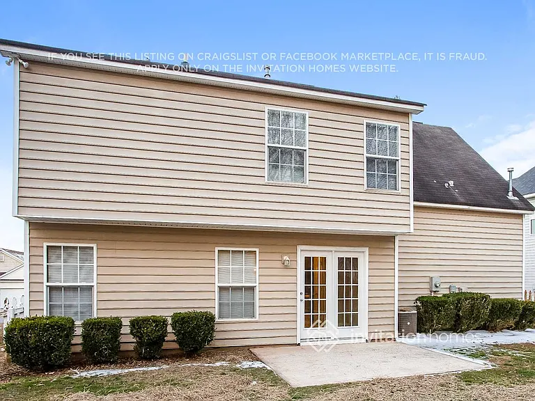 8138 Chatham Oaks Dr — Photo 17