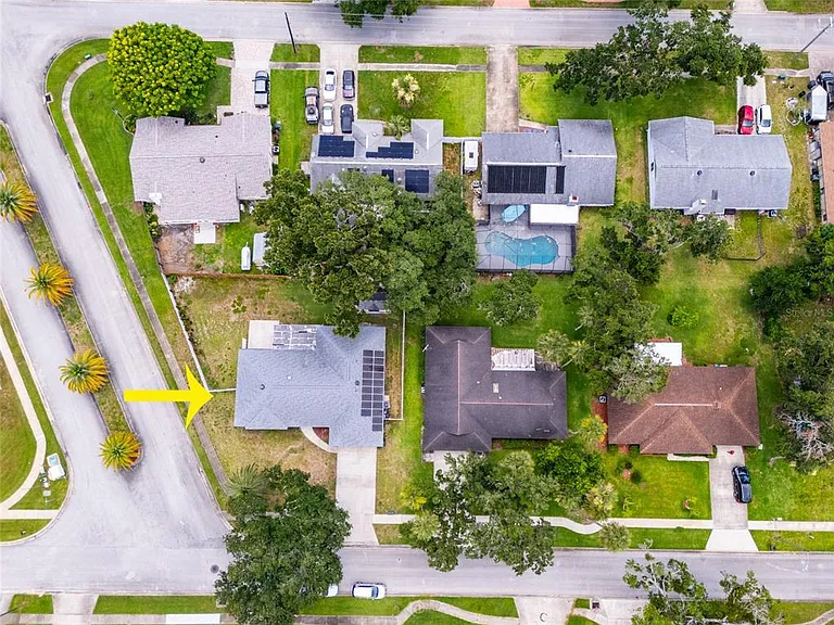 923 Sand Crest Dr — Photo 45
