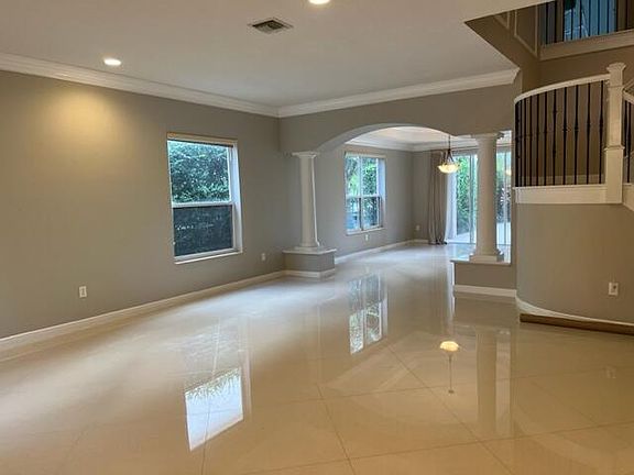 5th image of 9713 Napoli Woods Ln