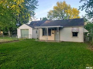 1312 Martha St, Pekin, IL 61554