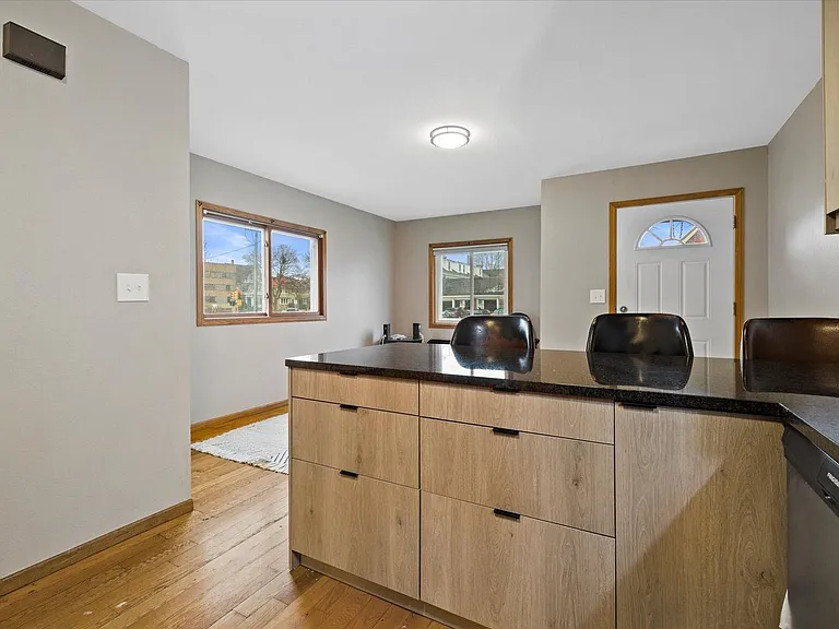 3059-61 N Downer Ave — Photo 7