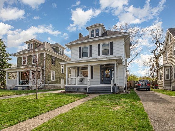 4th image of 1827 Williams Ave