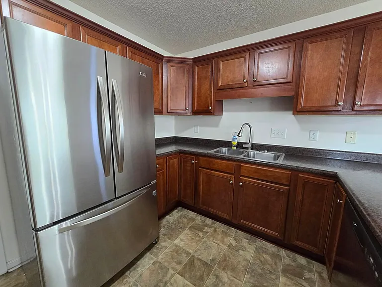 1407 Oxnop Ct — Photo 6