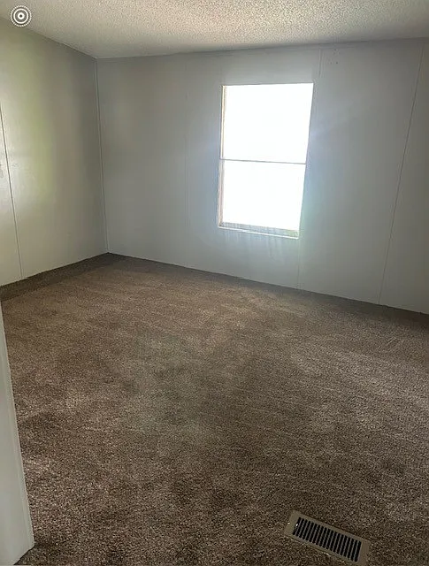 3 bed, 1188 sqft, $1,100 — Photo 3