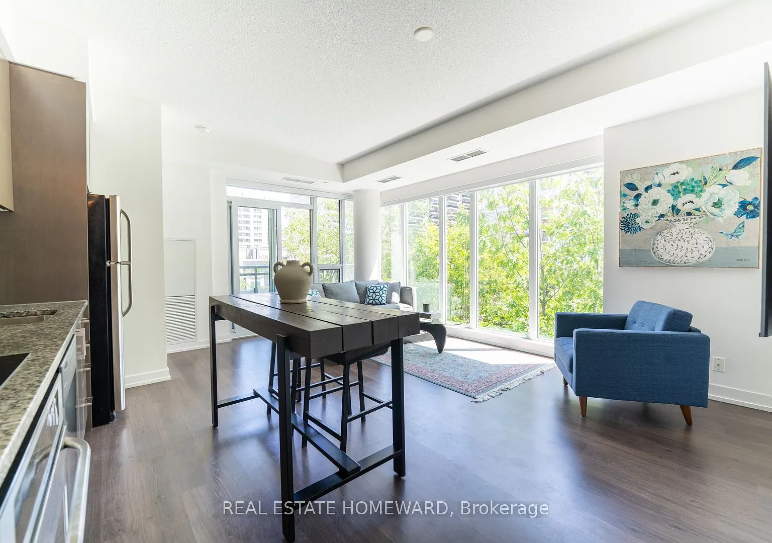 2 bed, $3,350 — Photo 1