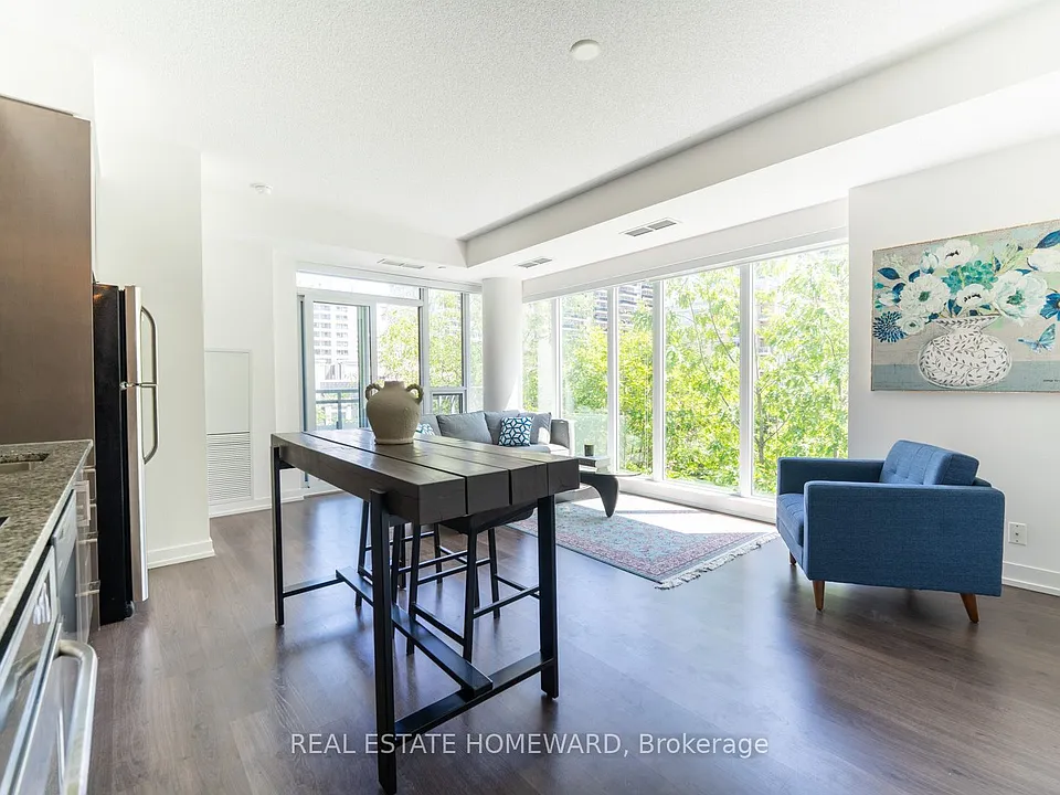 98 Lillian St #312