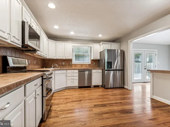 609 Quartzite Cir, Winchester, VA 22601