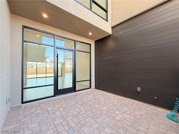5th image of 10761 Canyon Bloom Dr