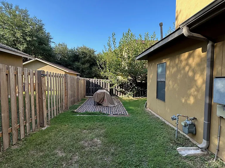 2316 Thornton Rd #B — Photo 11