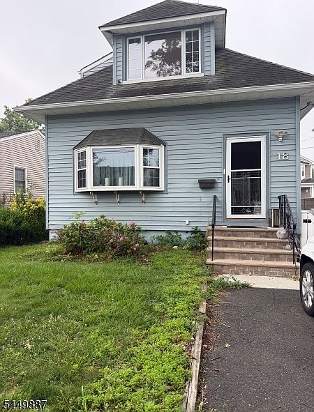 1st image of 18 Concord St