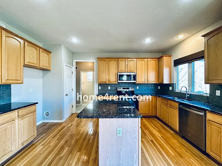 15252 W 158th Ter — Photo 13