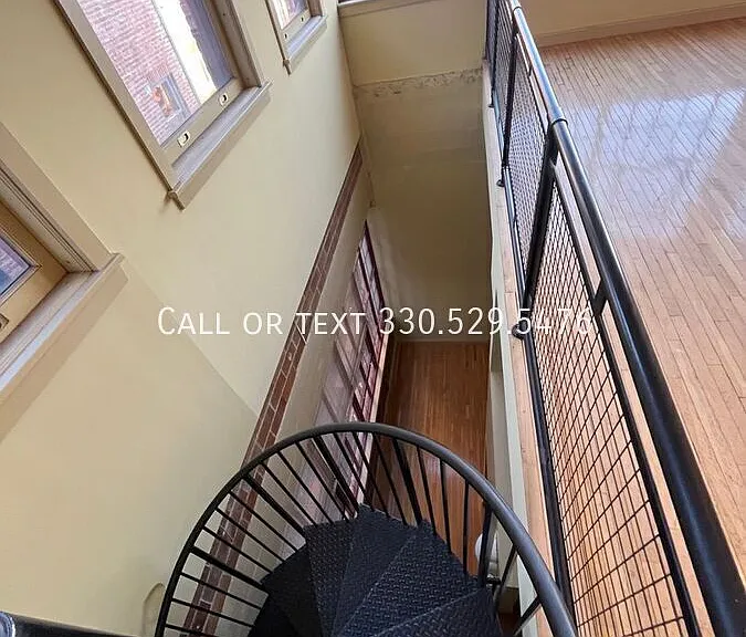 2404 Prospect Ave — Photo 11