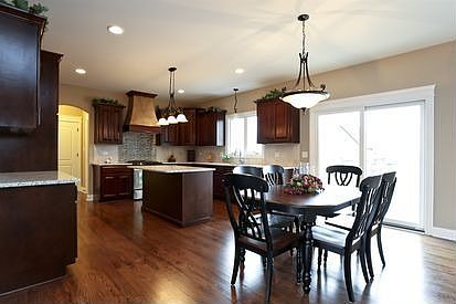4th image of 12703 Waterford Dr