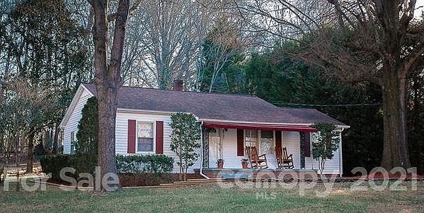 1st image of 2726 N Ashe Ave