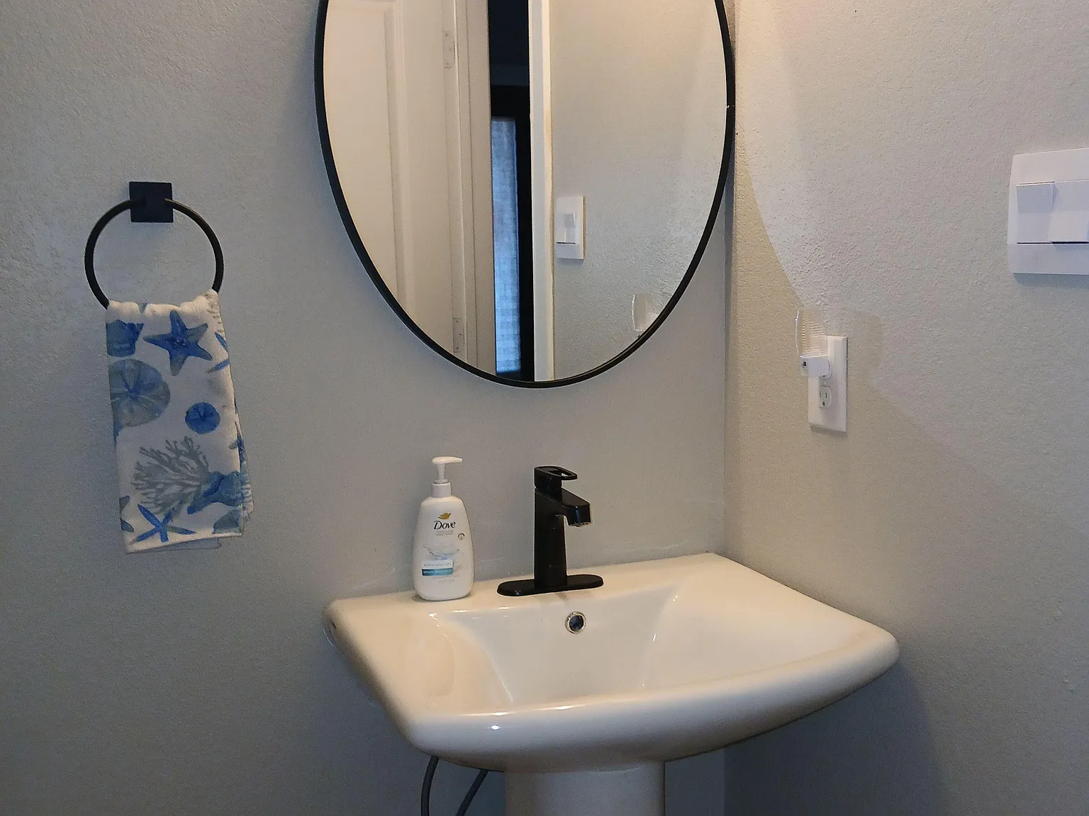 4 bed, 3.0 bath, 1898 sqft, $901 — Photo 4