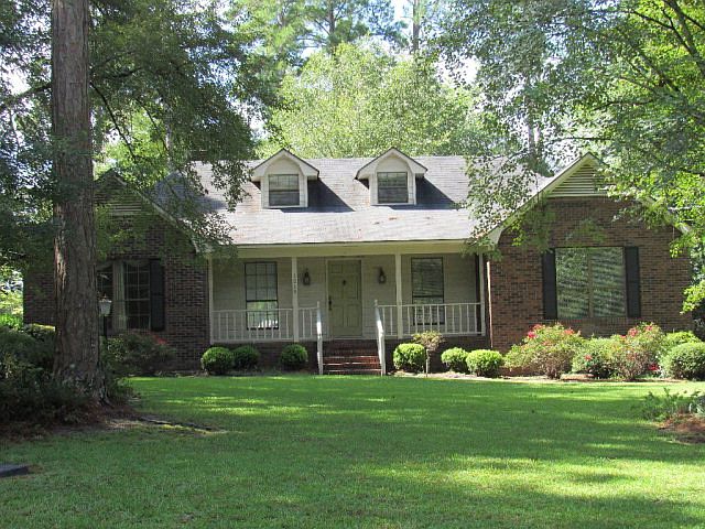 1st image of 1216 Saint Andrews Dr