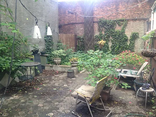 Rented by Mauro Bros Real Estate Services LLC | media 40