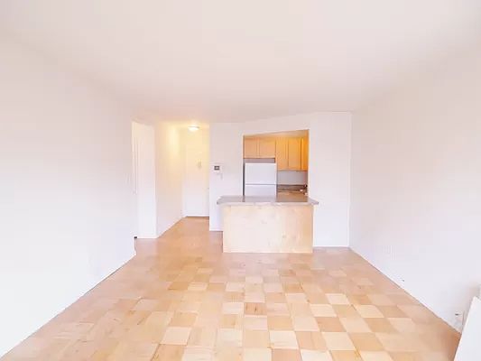 3rd image of 169 E 91st St APT 7A